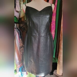 sL 🖤Danier Black Sheath Dress Sweetheart Neckline